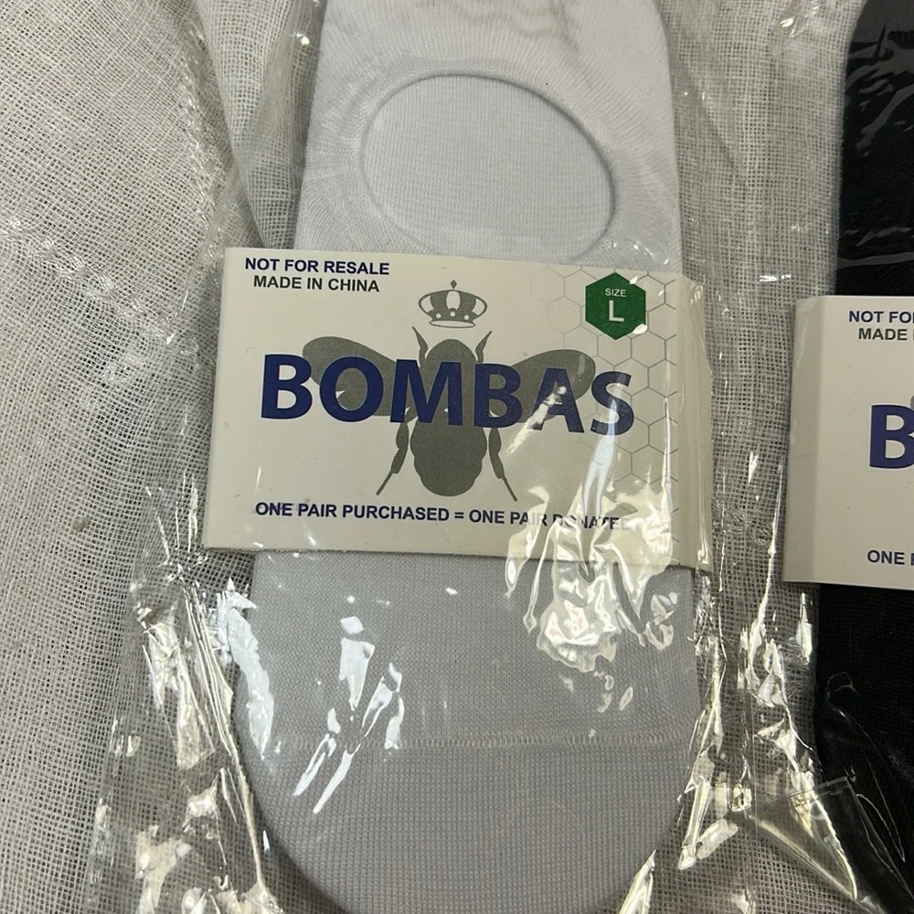 NWT Bombas bundle of 3 pairs low socks stamped sz L